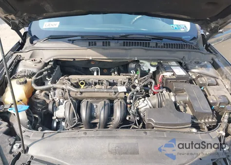 2015 Ford Fusion S z USA, uszkodzony, nr VIN 1FA6P0G70F5114820